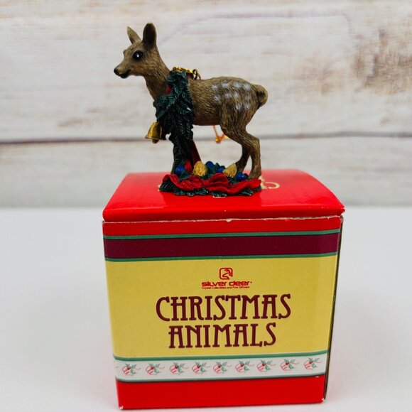 Silver Deer Tom Rubel Christmas Animals Fawn Deer with Wreath Ornament - Picture 8 of 9